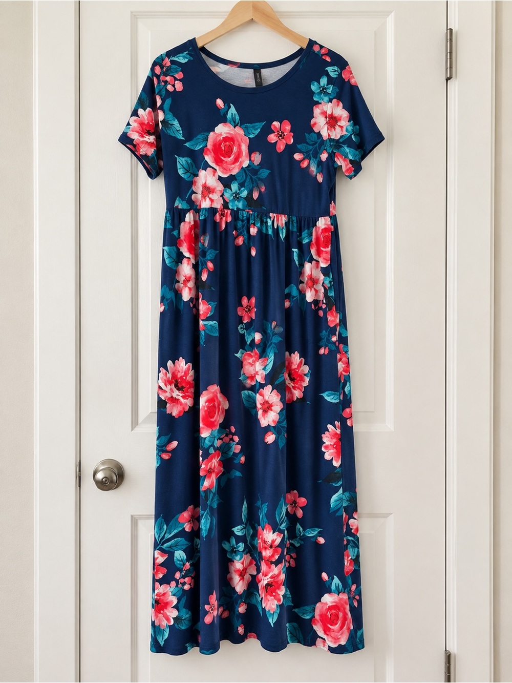 Navy Floral Maxi Dress with Short Sleeves